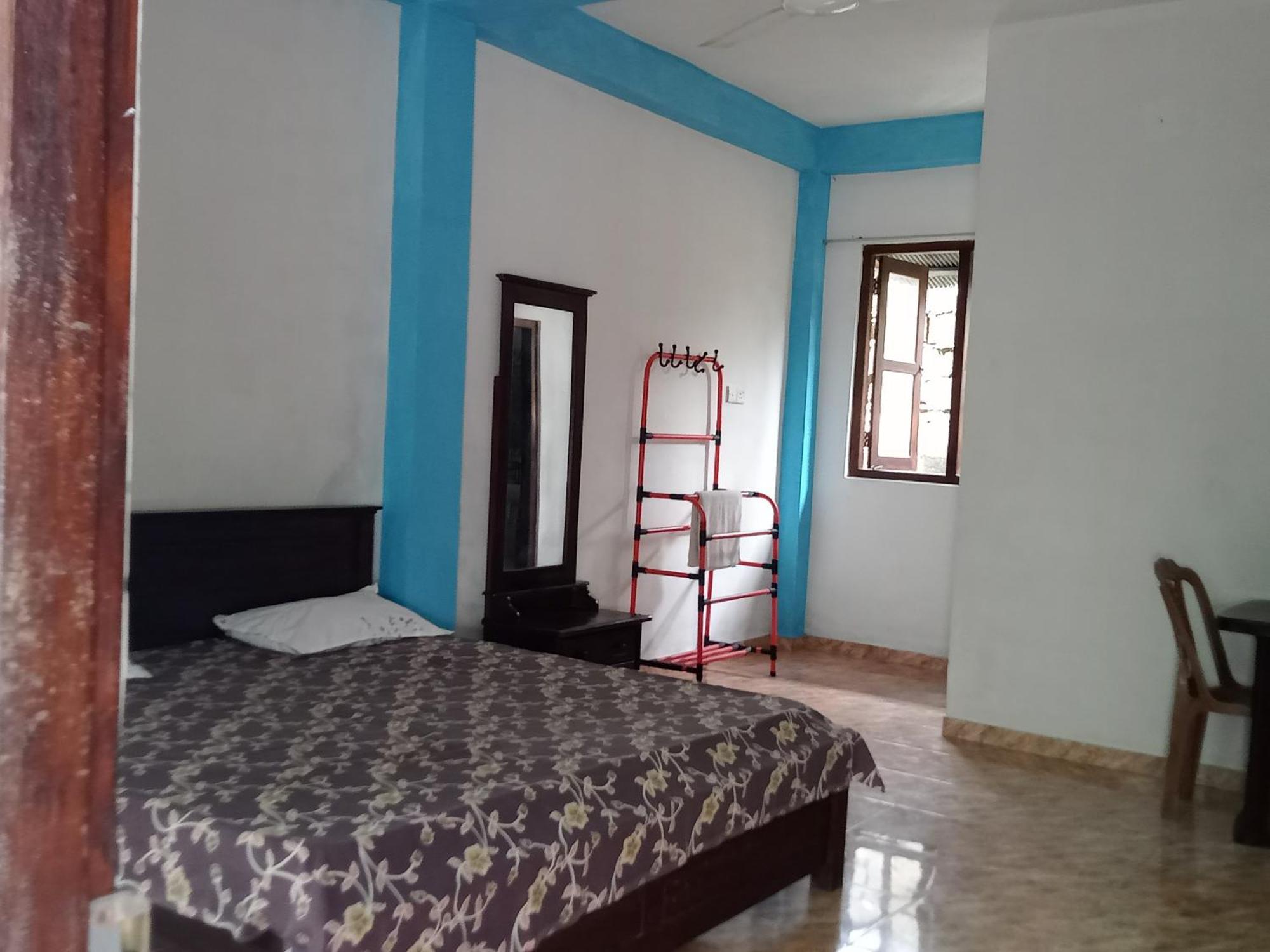 Suninn Hostel And Surf School Weligama Extérieur photo